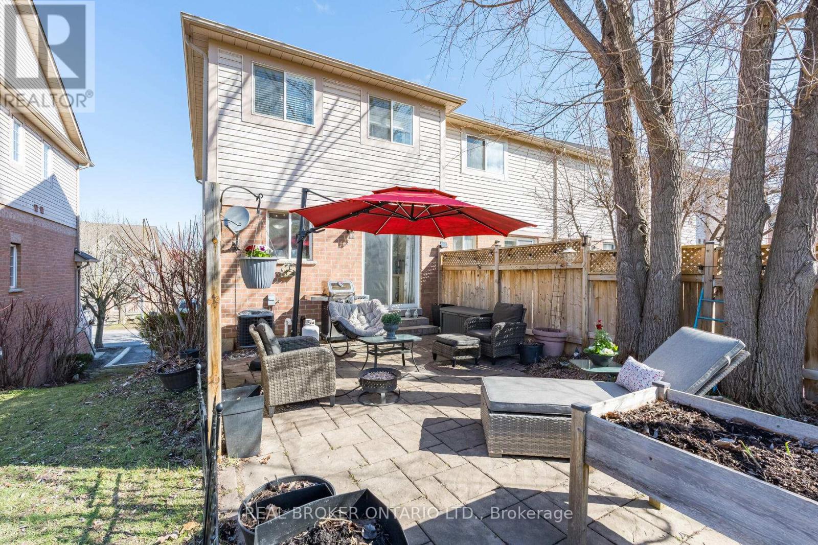 42 - 42 Palomino Trail, Halton Hills (Georgetown), Ontario  L7G 6E9 - Photo 20 - W12987312