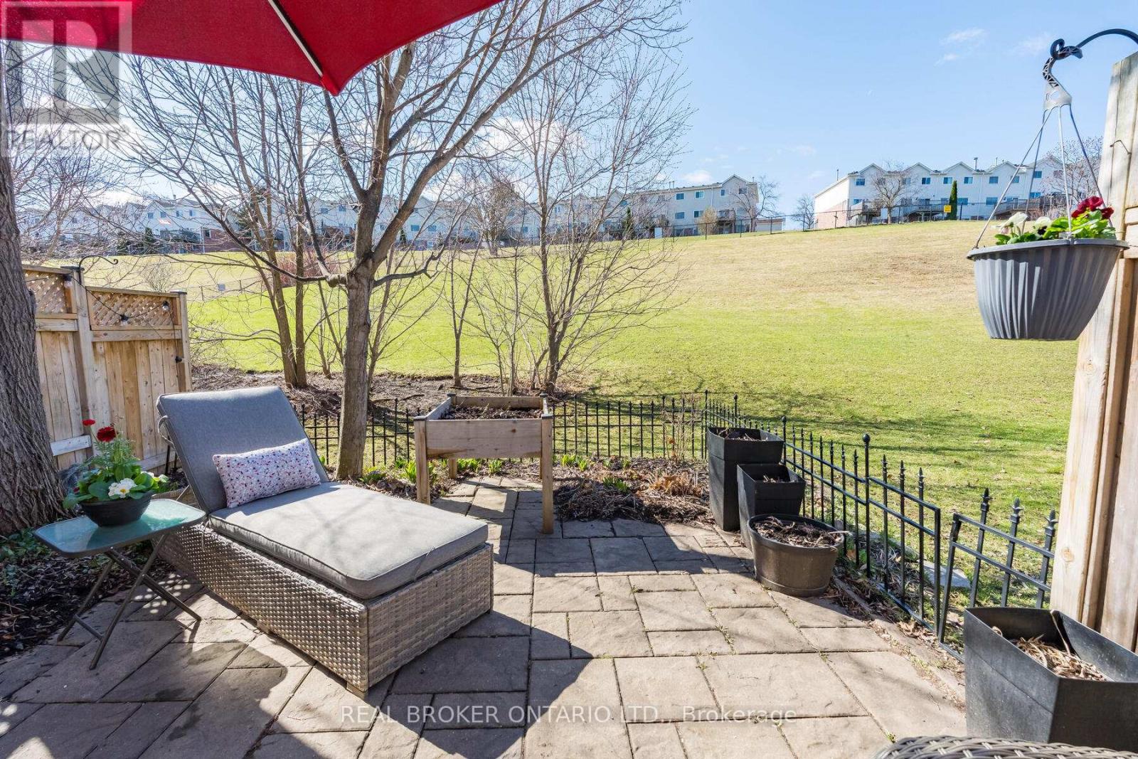 42 - 42 Palomino Trail, Halton Hills (Georgetown), Ontario  L7G 6E9 - Photo 21 - W12987312