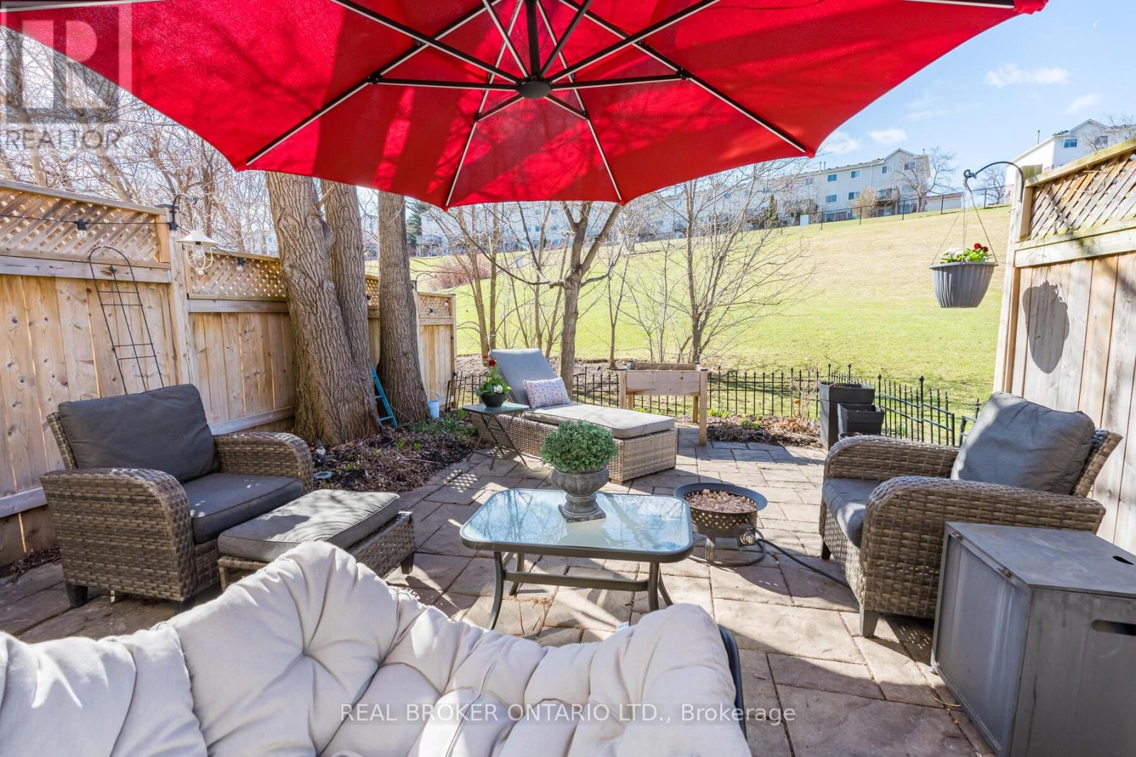 42 - 42 Palomino Trail, Halton Hills (Georgetown), Ontario  L7G 6E9 - Photo 22 - W12987312