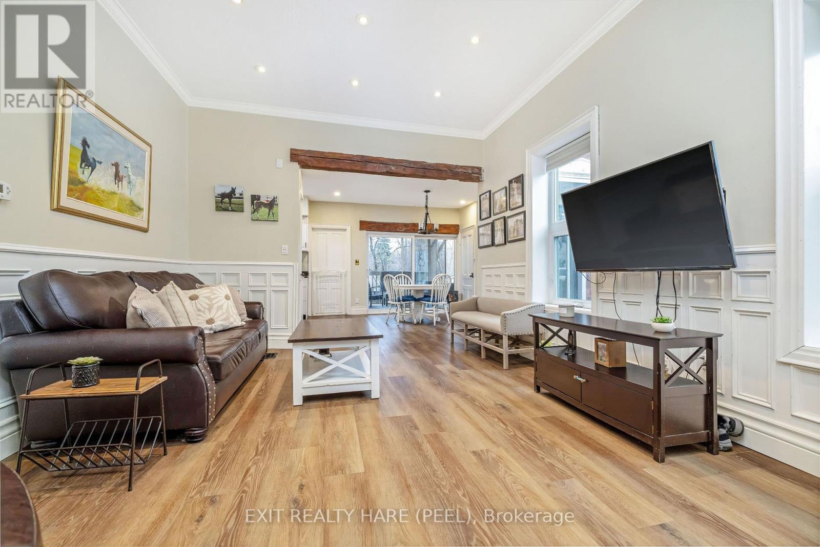 31 Brock Street, Halton Hills (Ac Acton), Ontario  L7J 1N3 - Photo 26 - W12987458