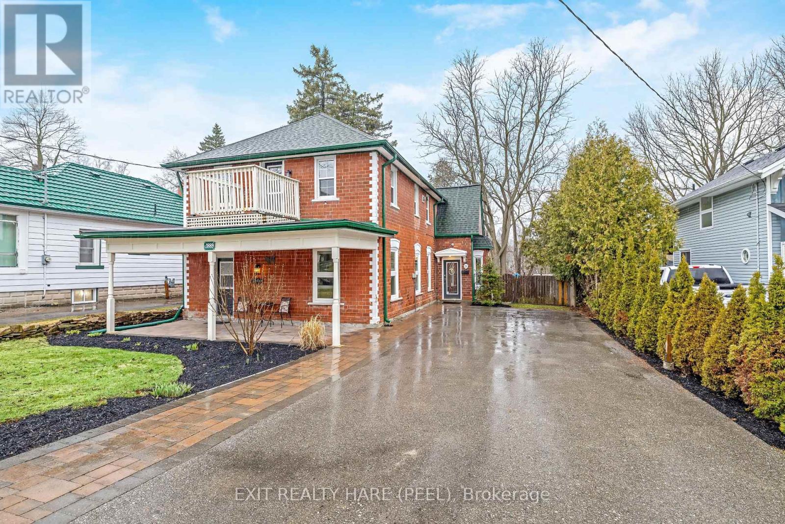 31 Brock Street, Halton Hills (Ac Acton), Ontario  L7J 1N3 - Photo 3 - W12987458