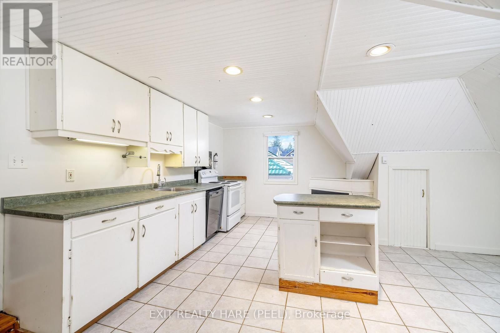 31 Brock Street, Halton Hills (Ac Acton), Ontario  L7J 1N3 - Photo 42 - W12987458