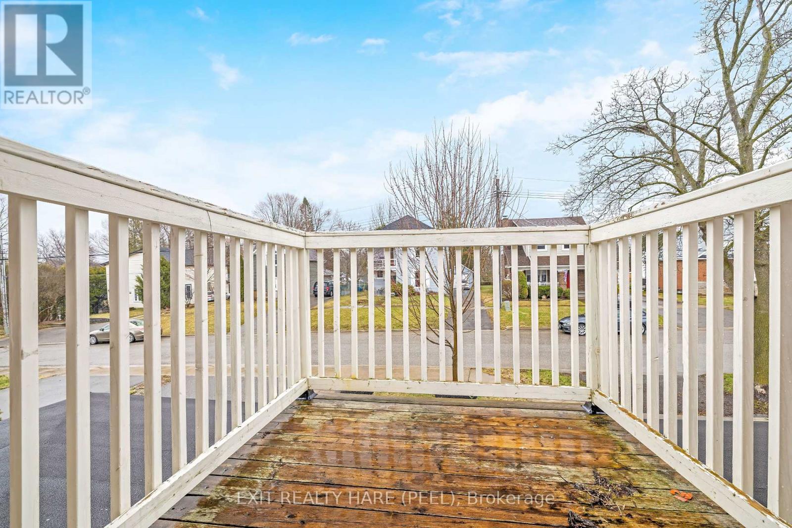 31 Brock Street, Halton Hills (Ac Acton), Ontario  L7J 1N3 - Photo 8 - W12987458