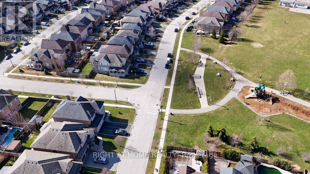 75 Hartwell Road, Halton Hills (Georgetown), Ontario  L7G 0H8 - Photo 8 - W12988880