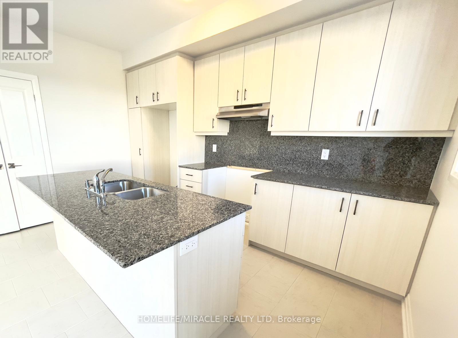 87 Windtree Way, Halton Hills (Georgetown), Ontario  L7G 0P6 - Photo 15 - W12989404