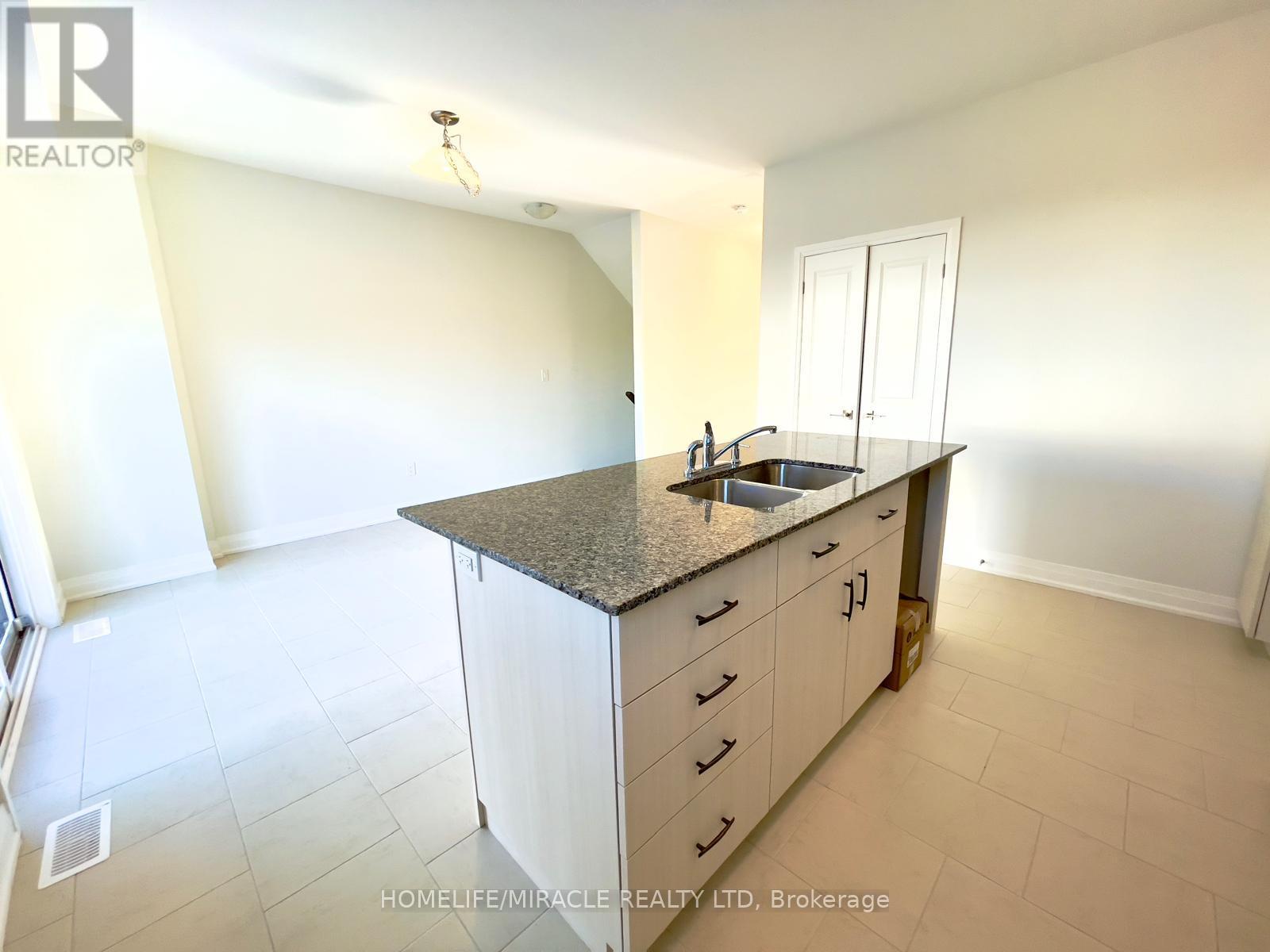 87 Windtree Way, Halton Hills (Georgetown), Ontario  L7G 0P6 - Photo 5 - W12989404