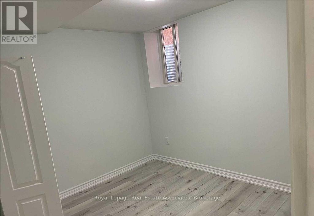 Bsmt - 75 Morningside Drive, Halton Hills (Georgetown), Ontario  L7G 0M1 - Photo 9 - W12989630