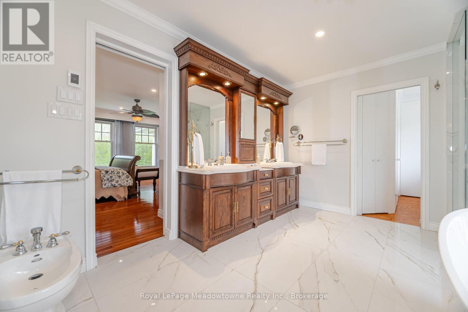 11302 Regional 25 Road, Halton Hills (Ac Acton), Ontario  L7J 2M1 - Photo 18 - W12990024