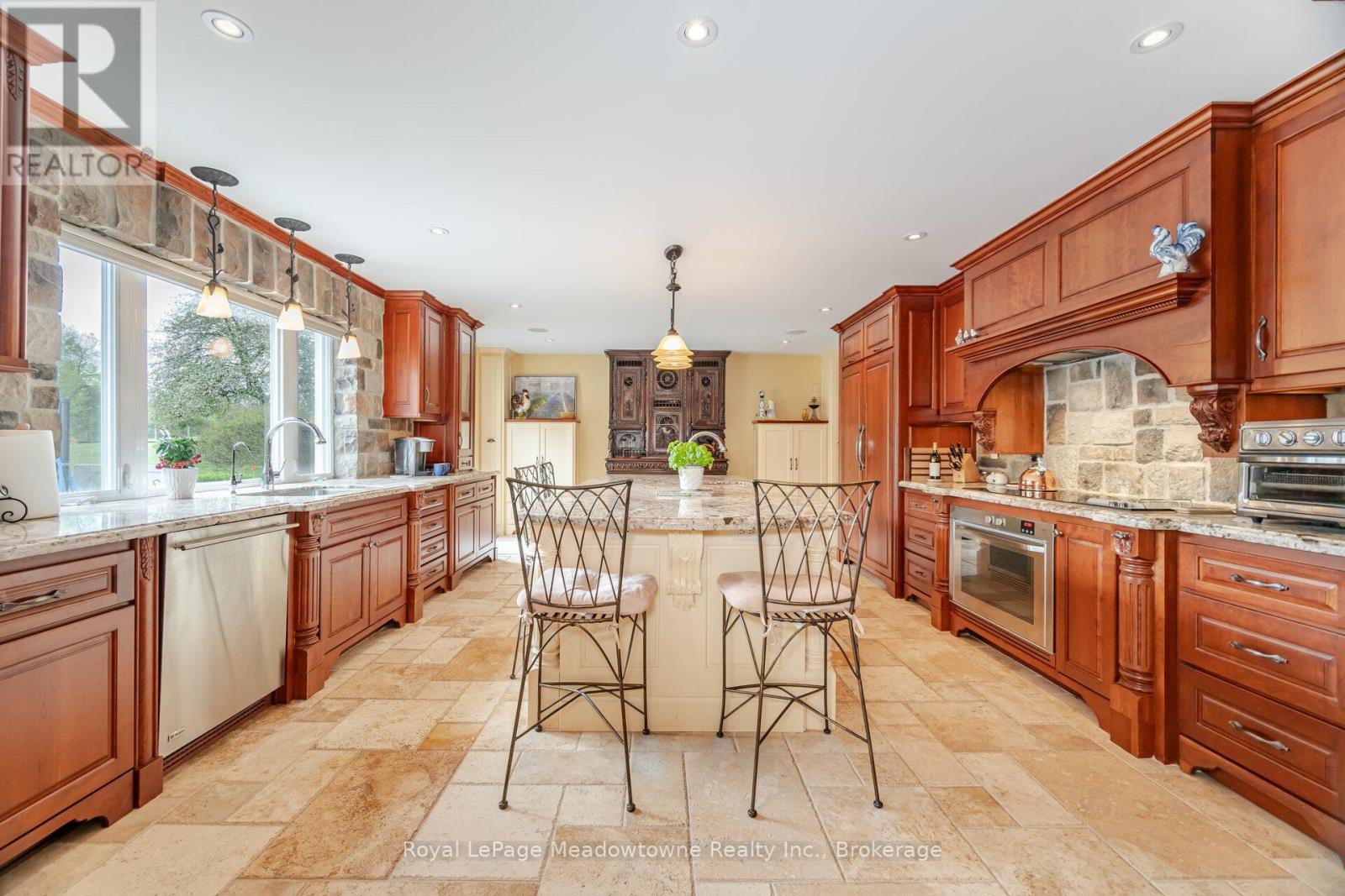 11302 Regional 25 Road, Halton Hills (Ac Acton), Ontario  L7J 2M1 - Photo 9 - W12990024