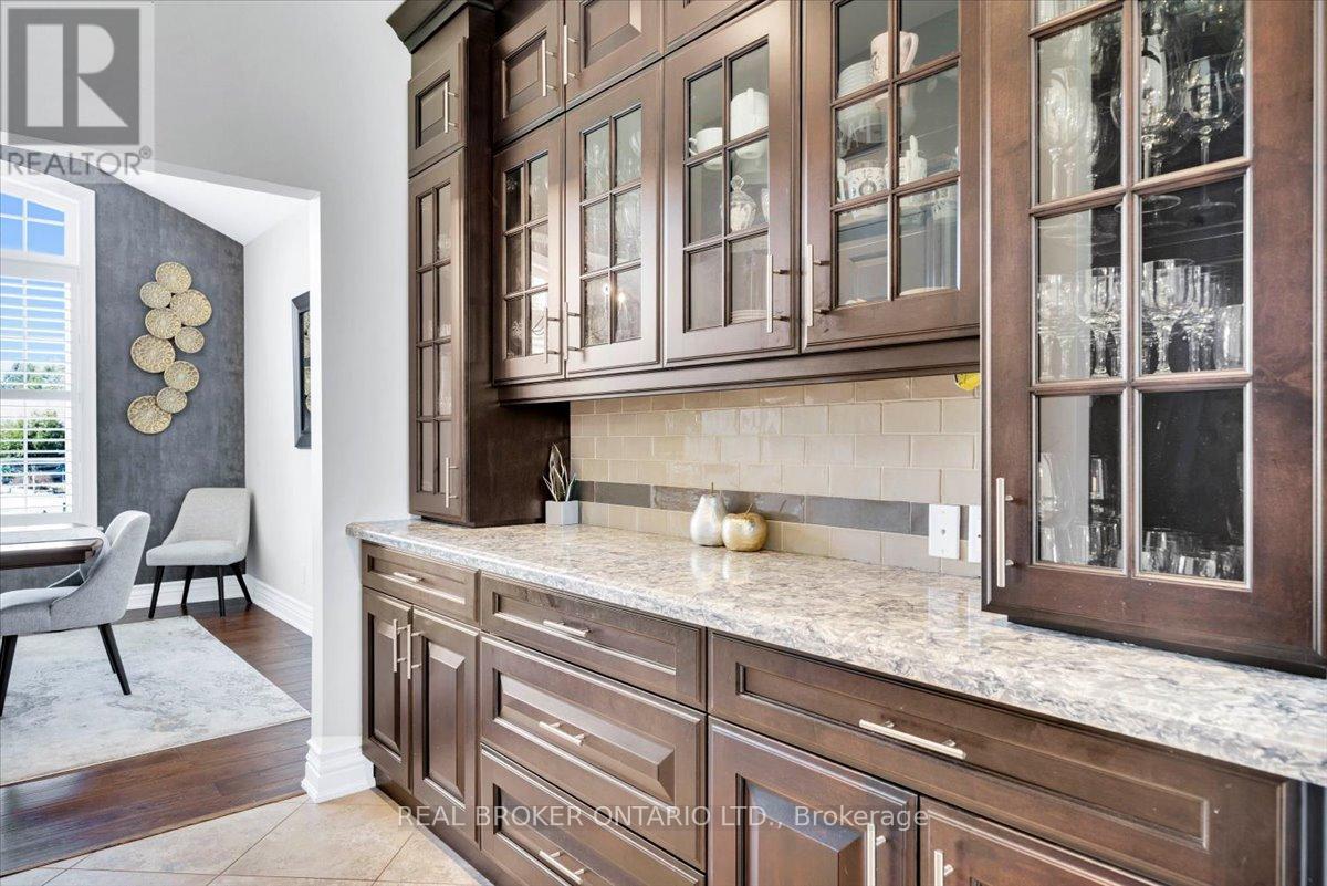 13475 Fourth Line, Halton Hills (Ac Acton), Ontario  L7J 2L8 - Photo 15 - W12990000