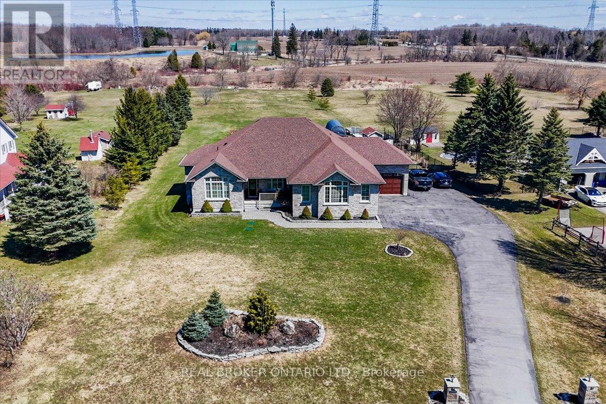 13475 Fourth Line, Halton Hills (Ac Acton), Ontario  L7J 2L8 - Photo 6 - W12990000