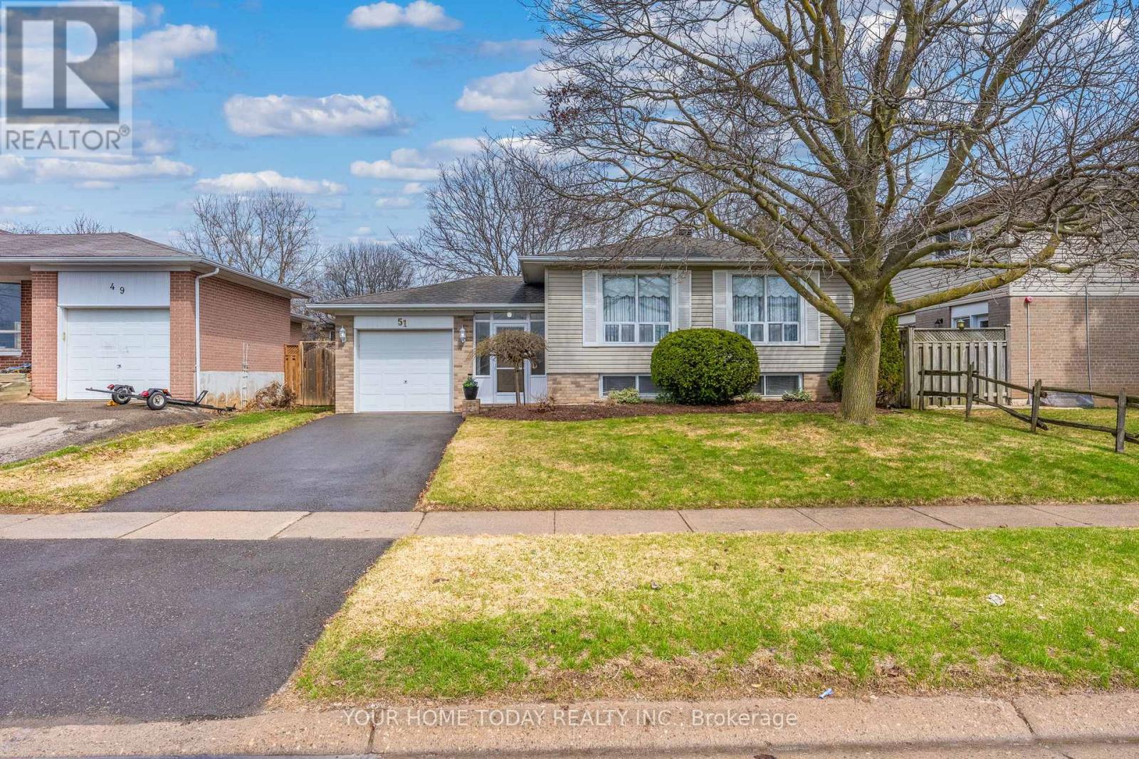 51 Faludon Drive, Halton Hills (Georgetown), Ontario  L7G 1H8 - Photo 1 - W12990074