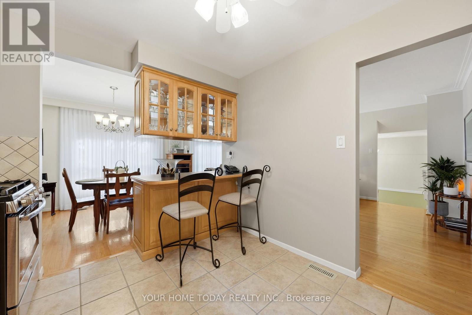 51 Faludon Drive, Halton Hills (Georgetown), Ontario  L7G 1H8 - Photo 13 - W12990074