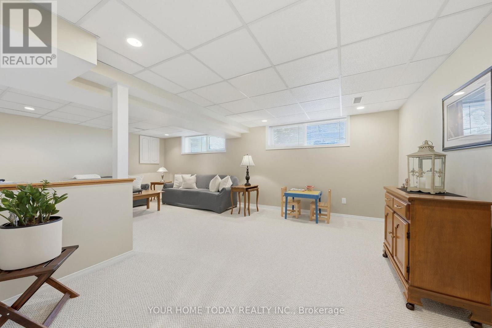 51 Faludon Drive, Halton Hills (Georgetown), Ontario  L7G 1H8 - Photo 25 - W12990074