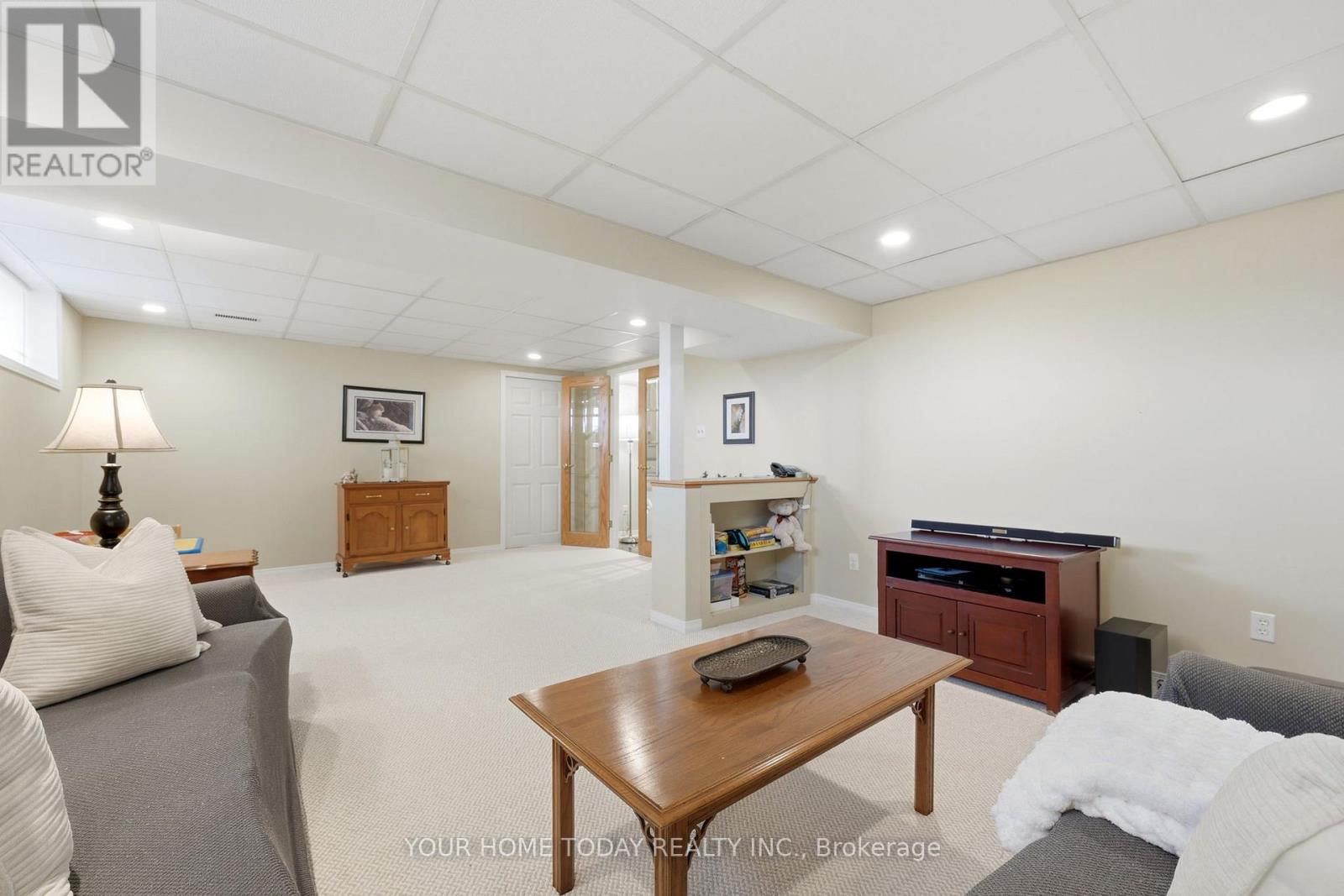 51 Faludon Drive, Halton Hills (Georgetown), Ontario  L7G 1H8 - Photo 28 - W12990074