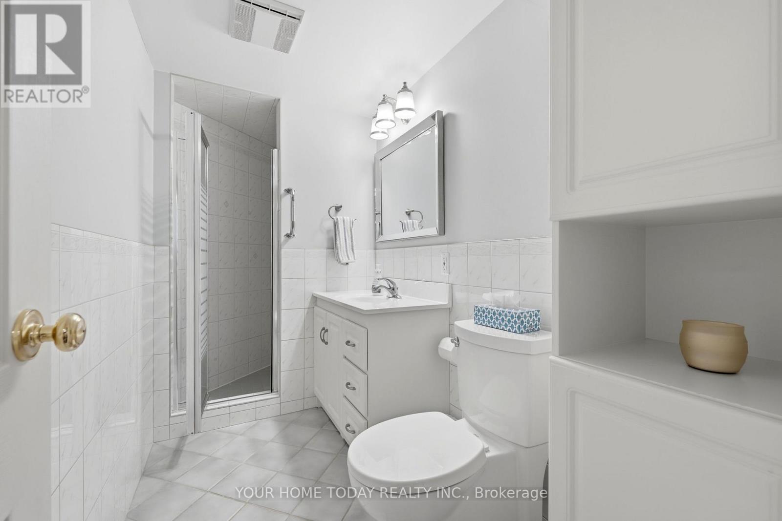 51 Faludon Drive, Halton Hills (Georgetown), Ontario  L7G 1H8 - Photo 31 - W12990074