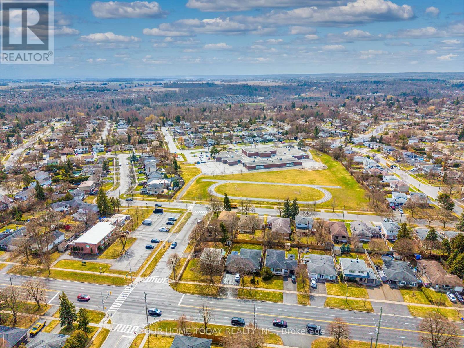 51 Faludon Drive, Halton Hills (Georgetown), Ontario  L7G 1H8 - Photo 40 - W12990074