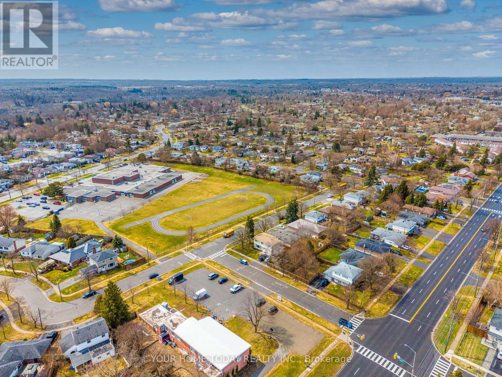 51 Faludon Drive, Halton Hills (Georgetown), Ontario  L7G 1H8 - Photo 41 - W12990074