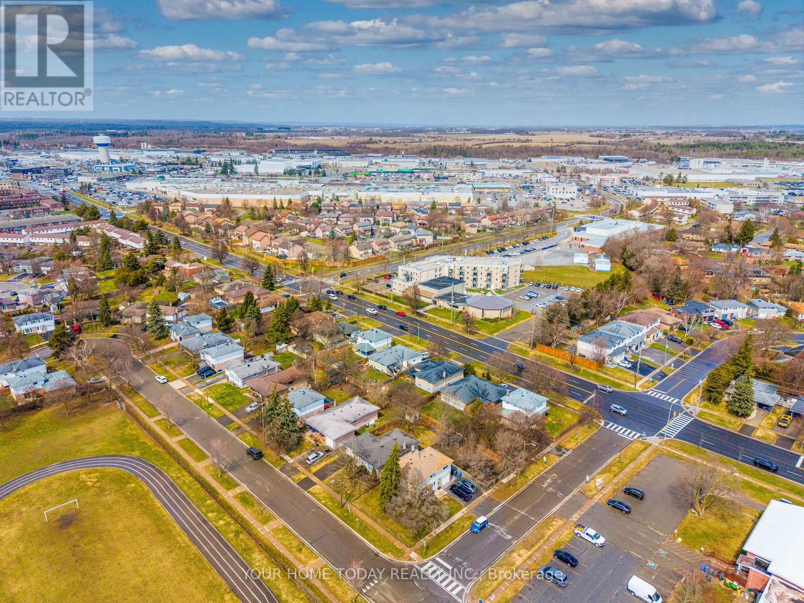 51 Faludon Drive, Halton Hills (Georgetown), Ontario  L7G 1H8 - Photo 42 - W12990074