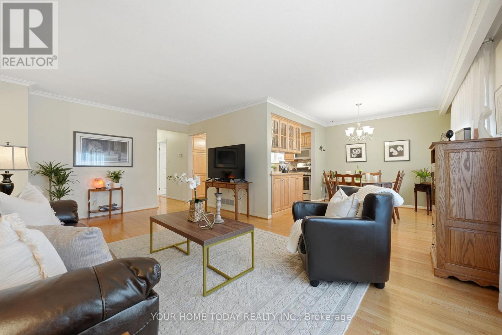 51 Faludon Drive, Halton Hills (Georgetown), Ontario  L7G 1H8 - Photo 9 - W12990074