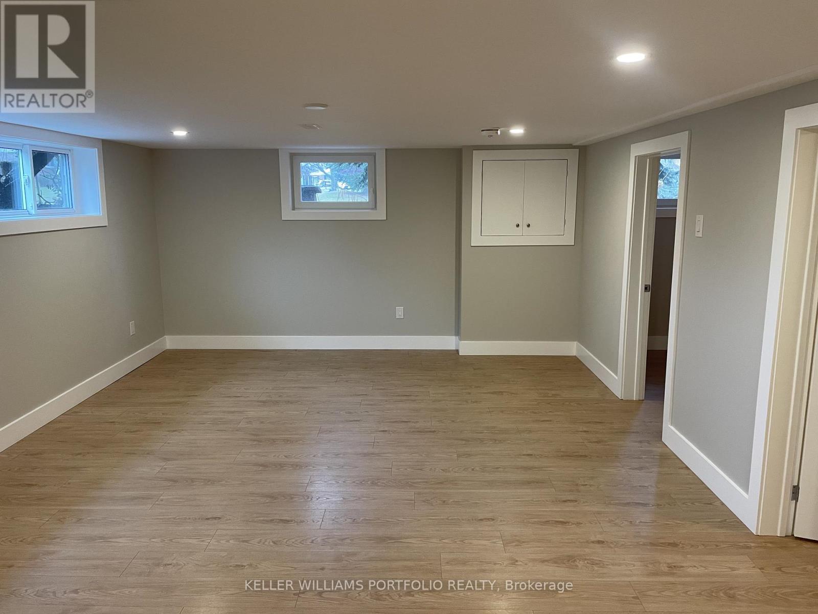 Lower Level - 3 Lane Court, Halton Hills (Georgetown), Ontario  L7G 1S4 - Photo 8 - W12992566