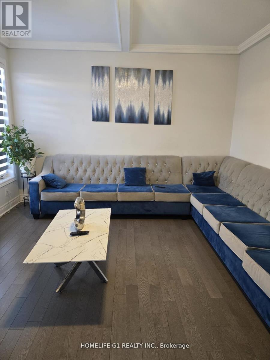 32 Branigan Crescent, Halton Hills (Georgetown), Ontario  L7G 0N1 - Photo 17 - W12993390