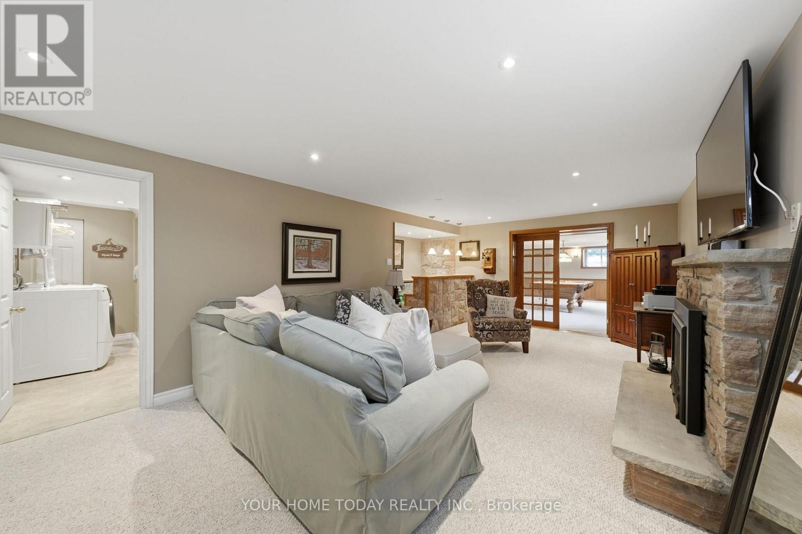 31 Chelvin Drive, Halton Hills (Georgetown), Ontario  L7G 4P8 - Photo 27 - W12996236