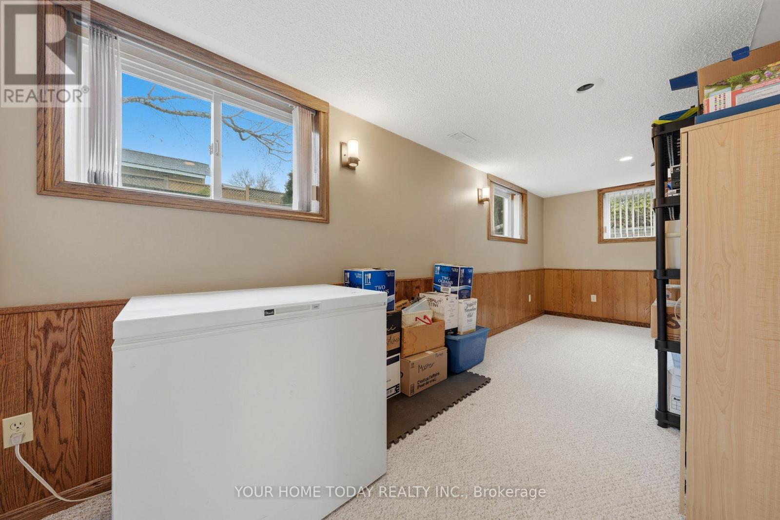 31 Chelvin Drive, Halton Hills (Georgetown), Ontario  L7G 4P8 - Photo 32 - W12996236