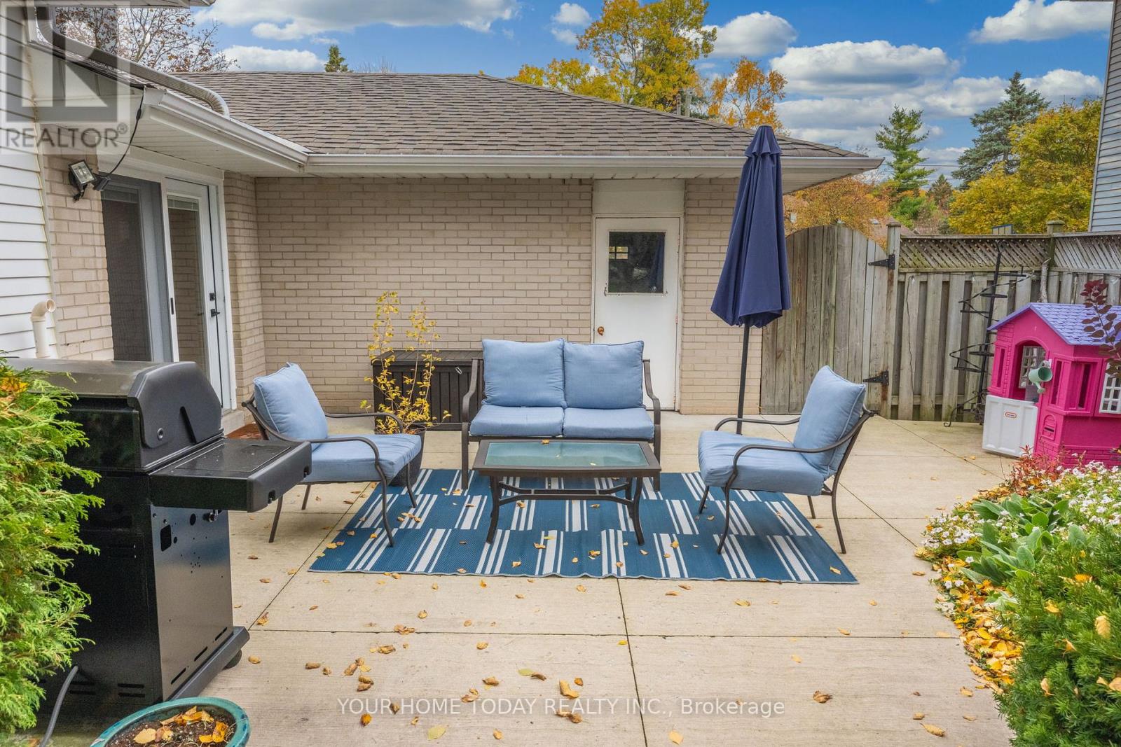 31 Chelvin Drive, Halton Hills (Georgetown), Ontario  L7G 4P8 - Photo 34 - W12996236