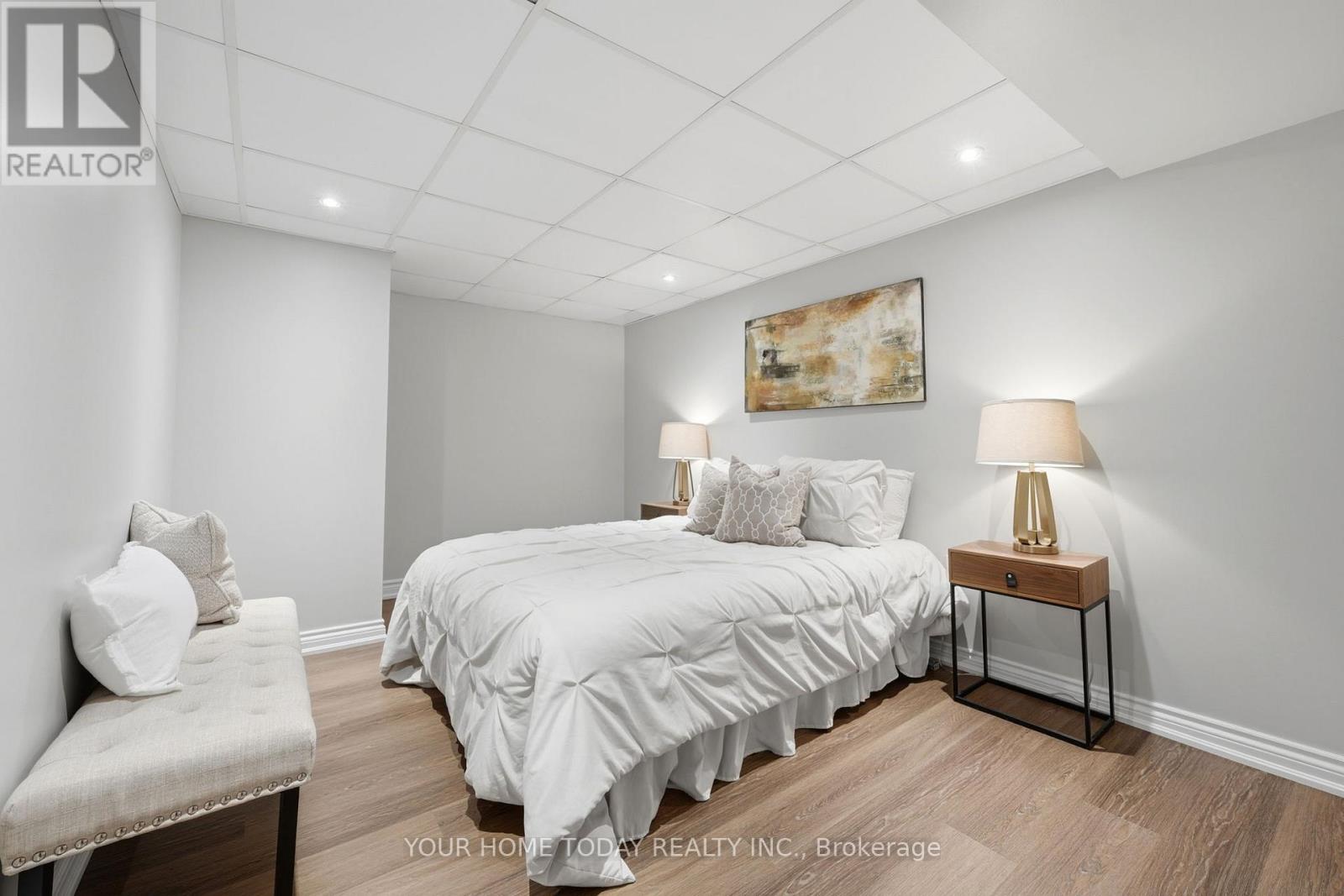 83 Atwood Avenue, Halton Hills (Georgetown), Ontario  L7G 6C5 - Photo 42 - W12996350