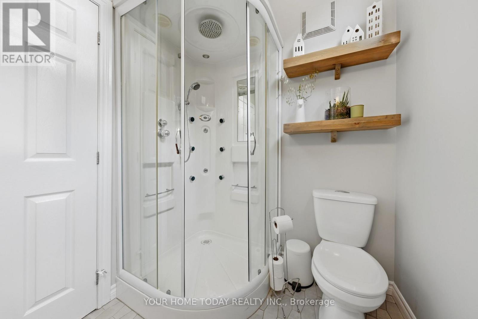 17 Park Avenue, Halton Hills (Ac Acton), Ontario  L7J 1Y3 - Photo 17 - W12997112