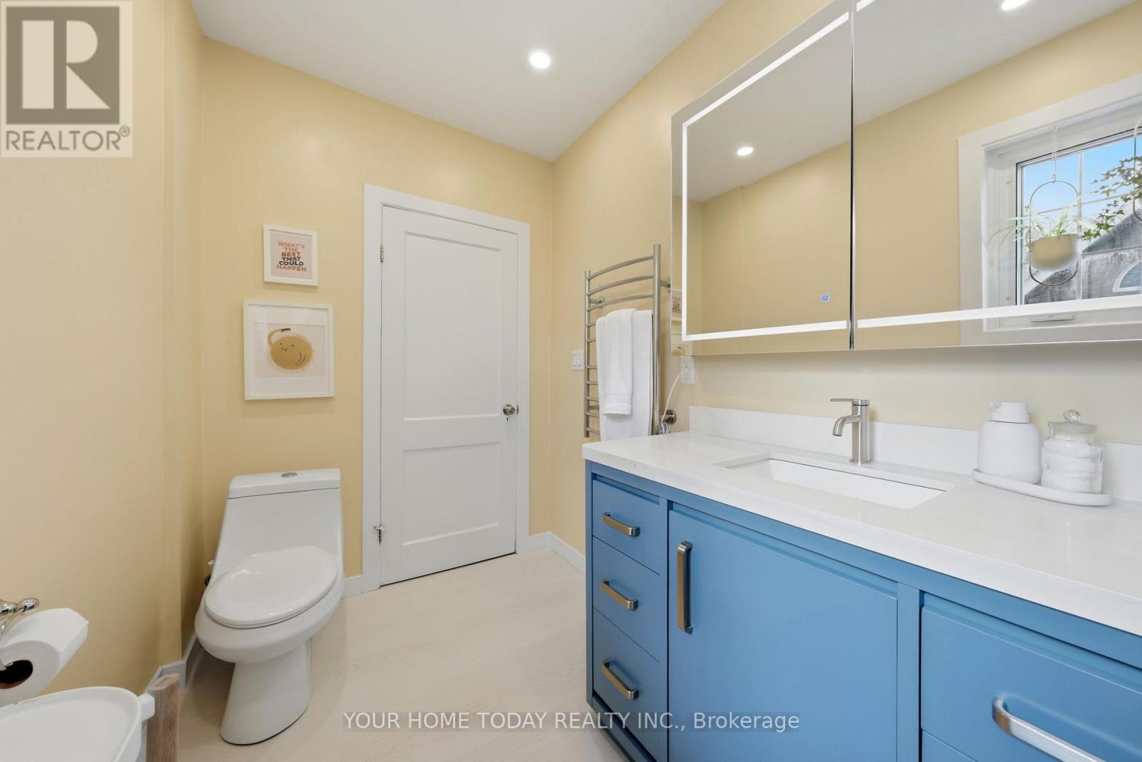 17 Park Avenue, Halton Hills (Ac Acton), Ontario  L7J 1Y3 - Photo 24 - W12997112