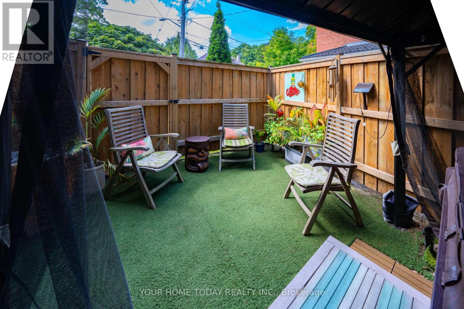 17 Park Avenue, Halton Hills (Ac Acton), Ontario  L7J 1Y3 - Photo 35 - W12997112