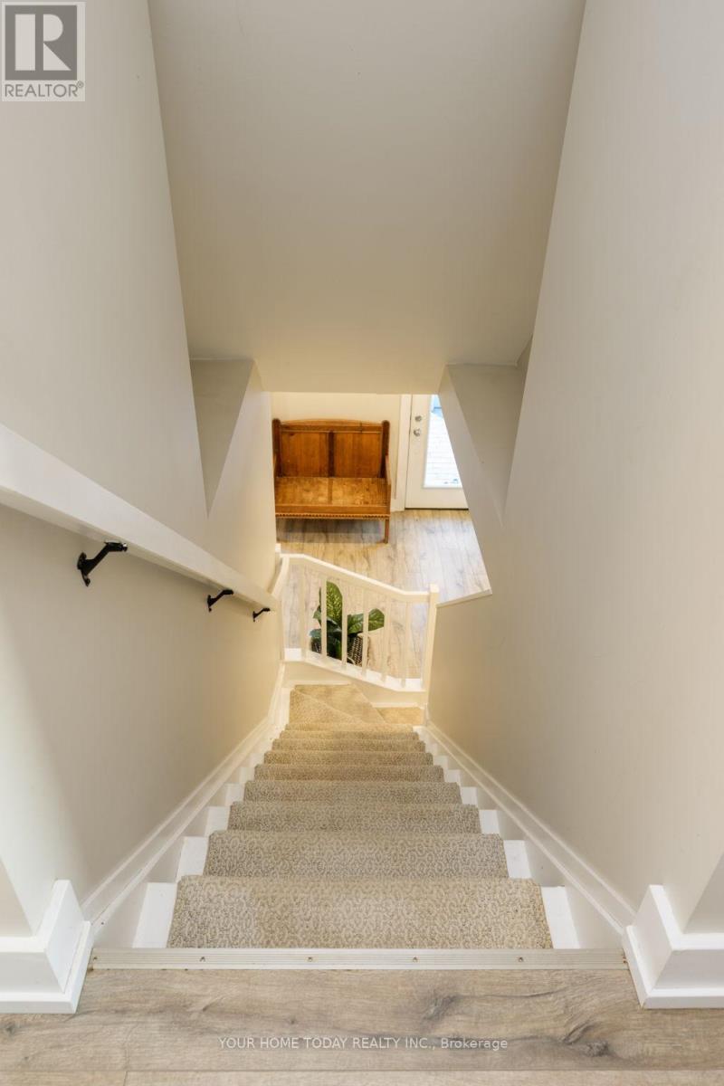 29 Normandy Boulevard, Halton Hills (Georgetown), Ontario  L7G 1V9 - Photo 15 - W12997620