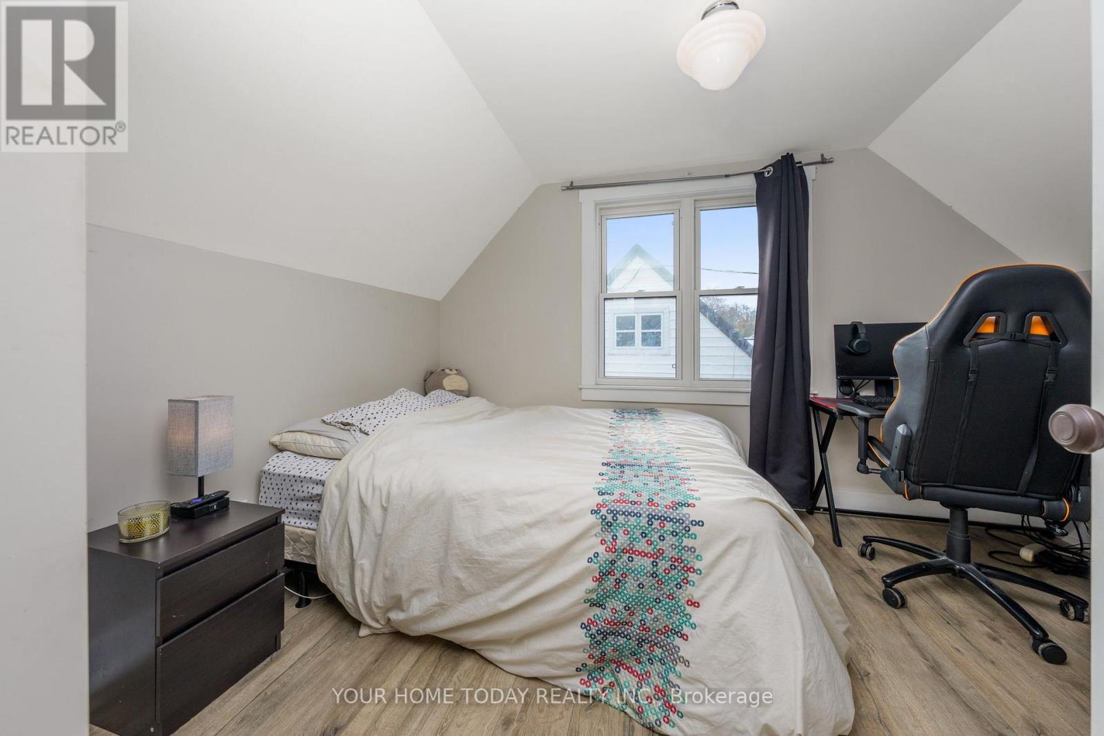 29 Normandy Boulevard, Halton Hills (Georgetown), Ontario  L7G 1V9 - Photo 16 - W12997620