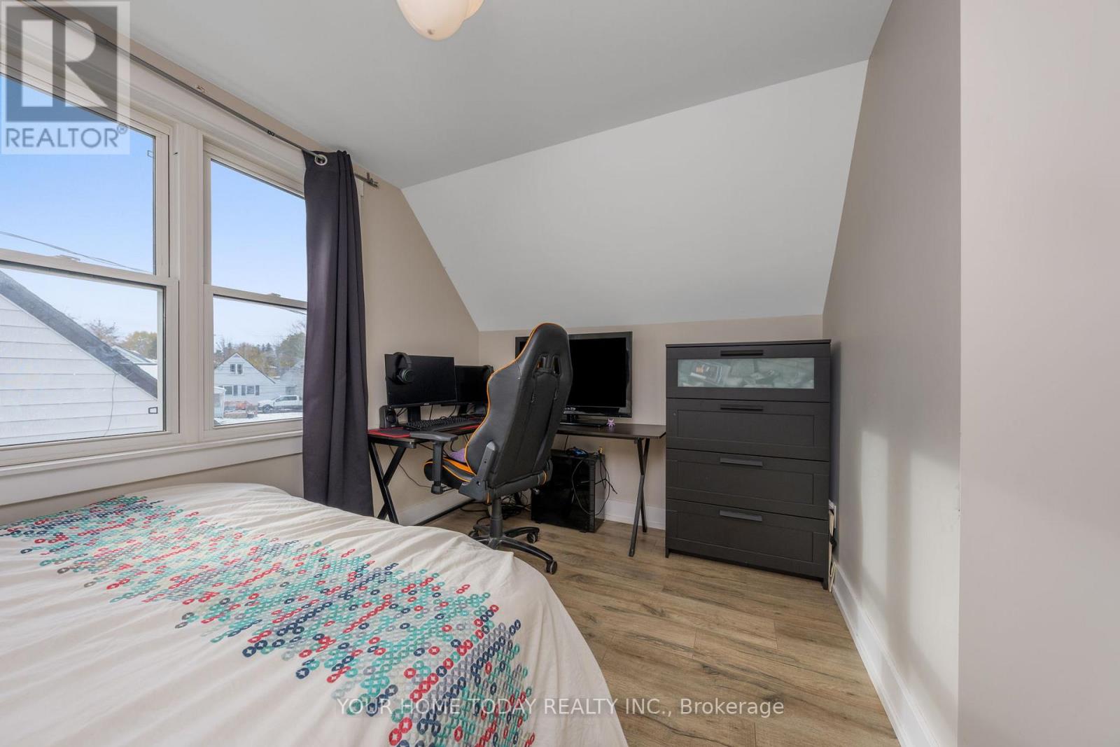 29 Normandy Boulevard, Halton Hills (Georgetown), Ontario  L7G 1V9 - Photo 17 - W12997620