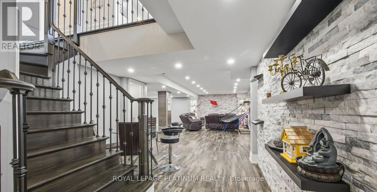 6 West Branch Drive, Halton Hills (Georgetown), Ontario  L7G 0J6 - Photo 35 - W13003008