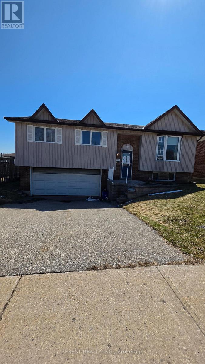 98 Cobblehill Road, Halton Hills (Ac Acton), Ontario  L7J 1P3 - Photo 2 - W13003330