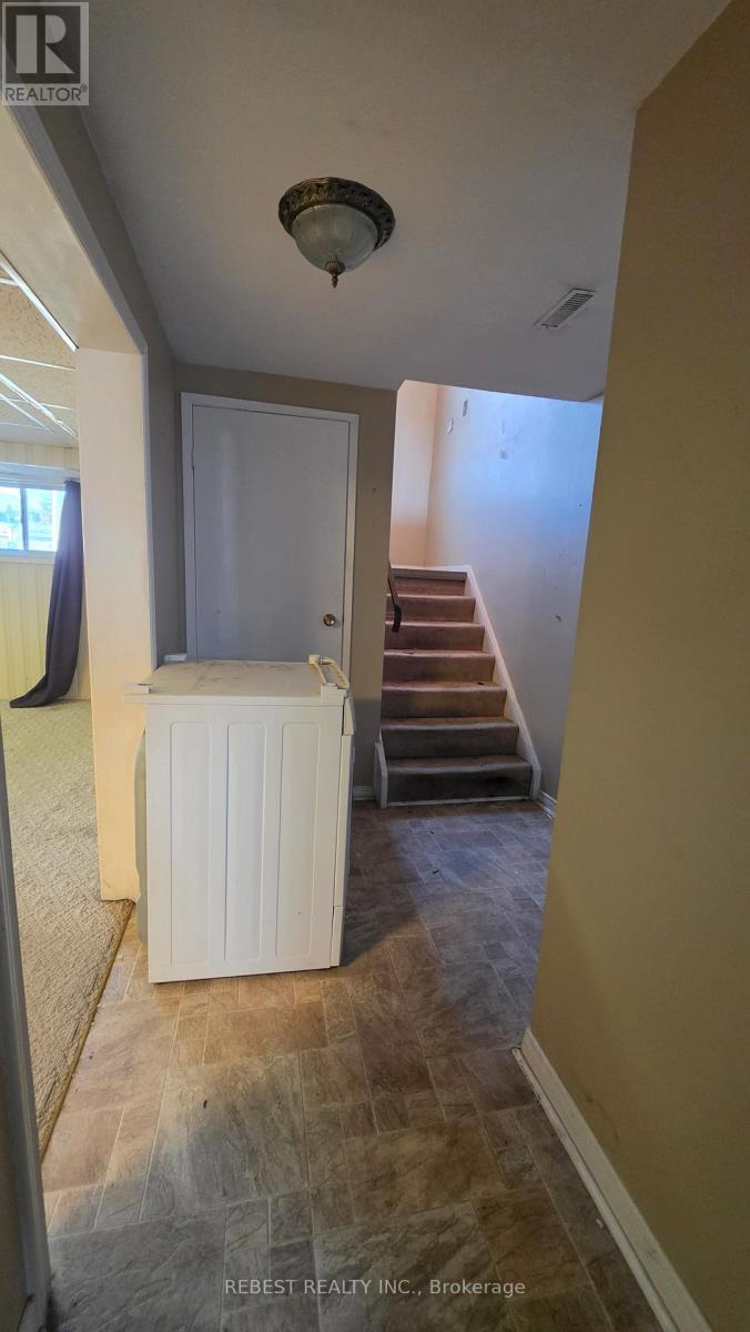 98 Cobblehill Road, Halton Hills (Ac Acton), Ontario  L7J 1P3 - Photo 26 - W13003330