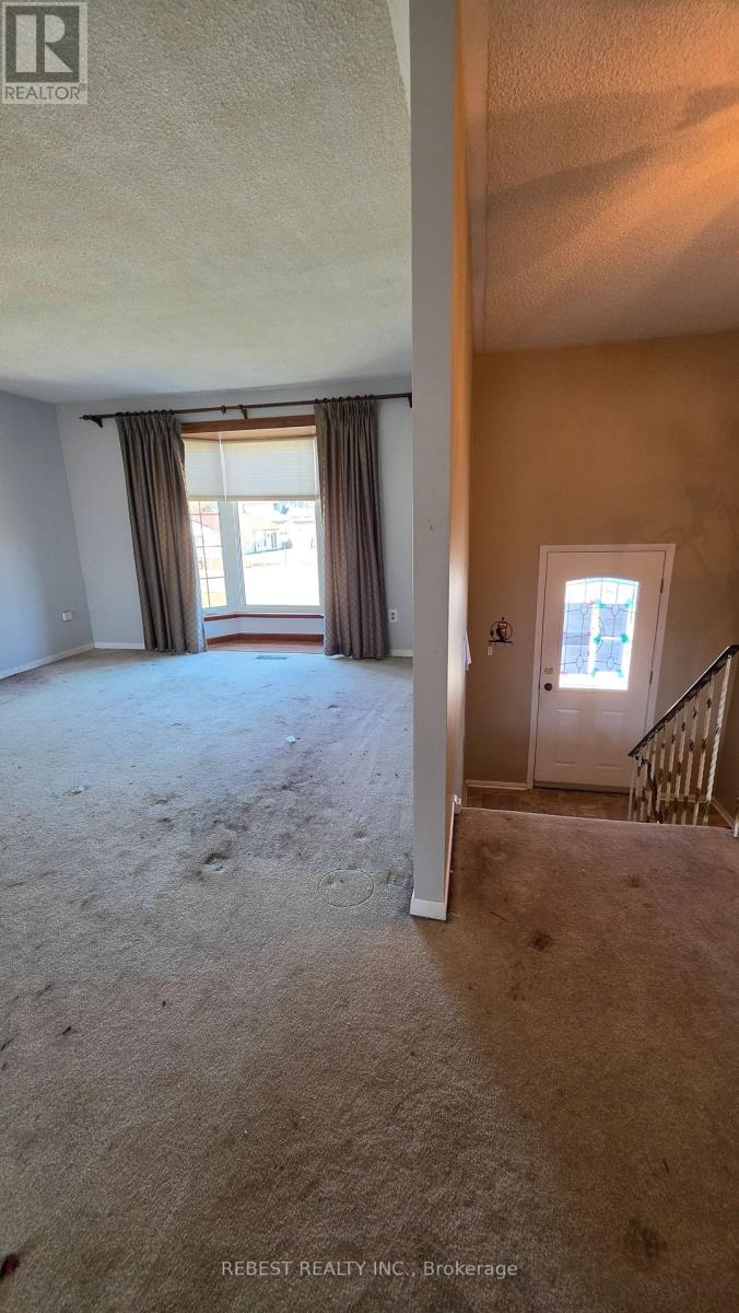 98 Cobblehill Road, Halton Hills (Ac Acton), Ontario  L7J 1P3 - Photo 6 - W13003330