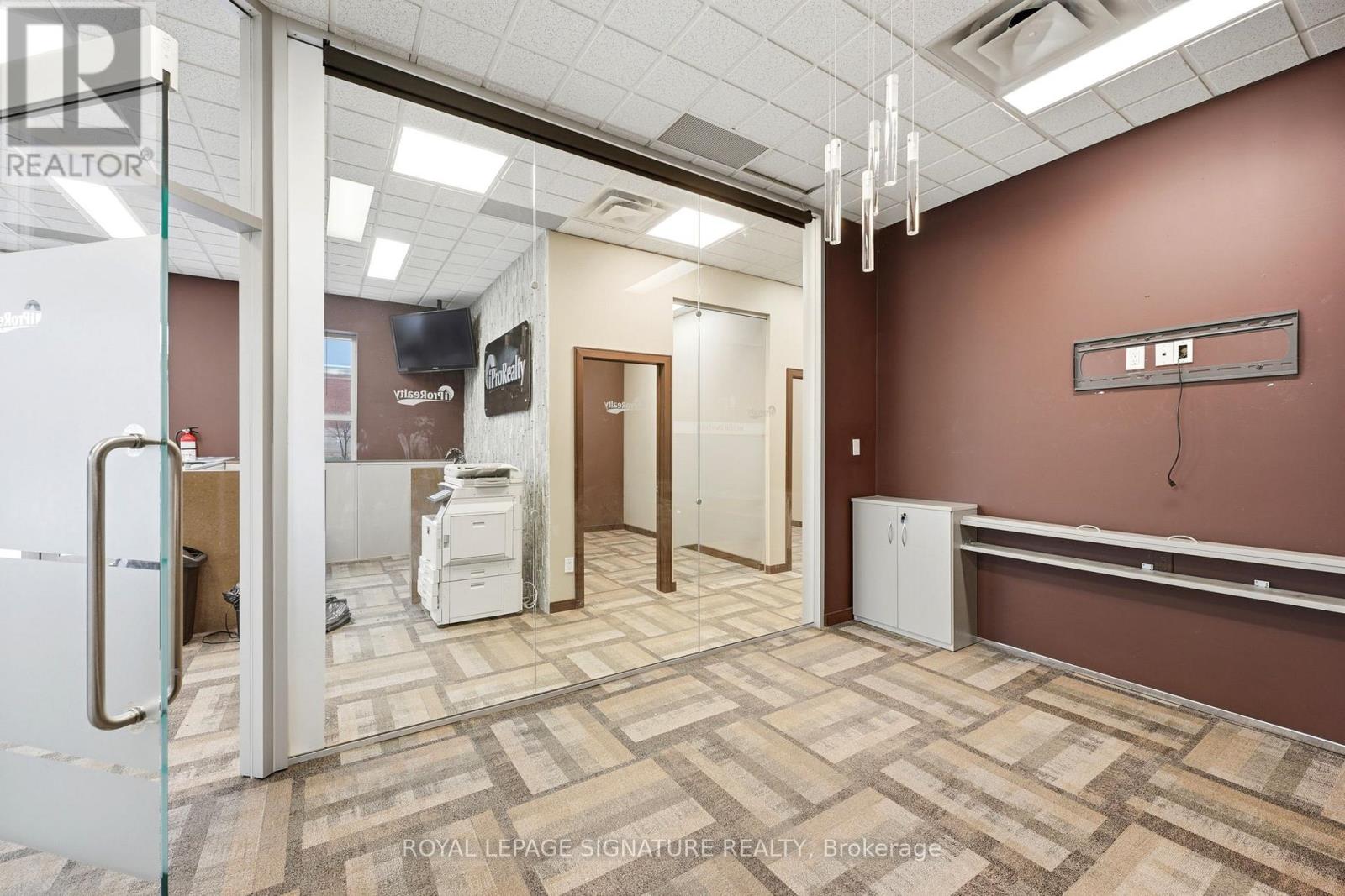 158 Guelph Street, Halton Hills (Georgetown), Ontario  L7G 4A6 - Photo 18 - W13003392