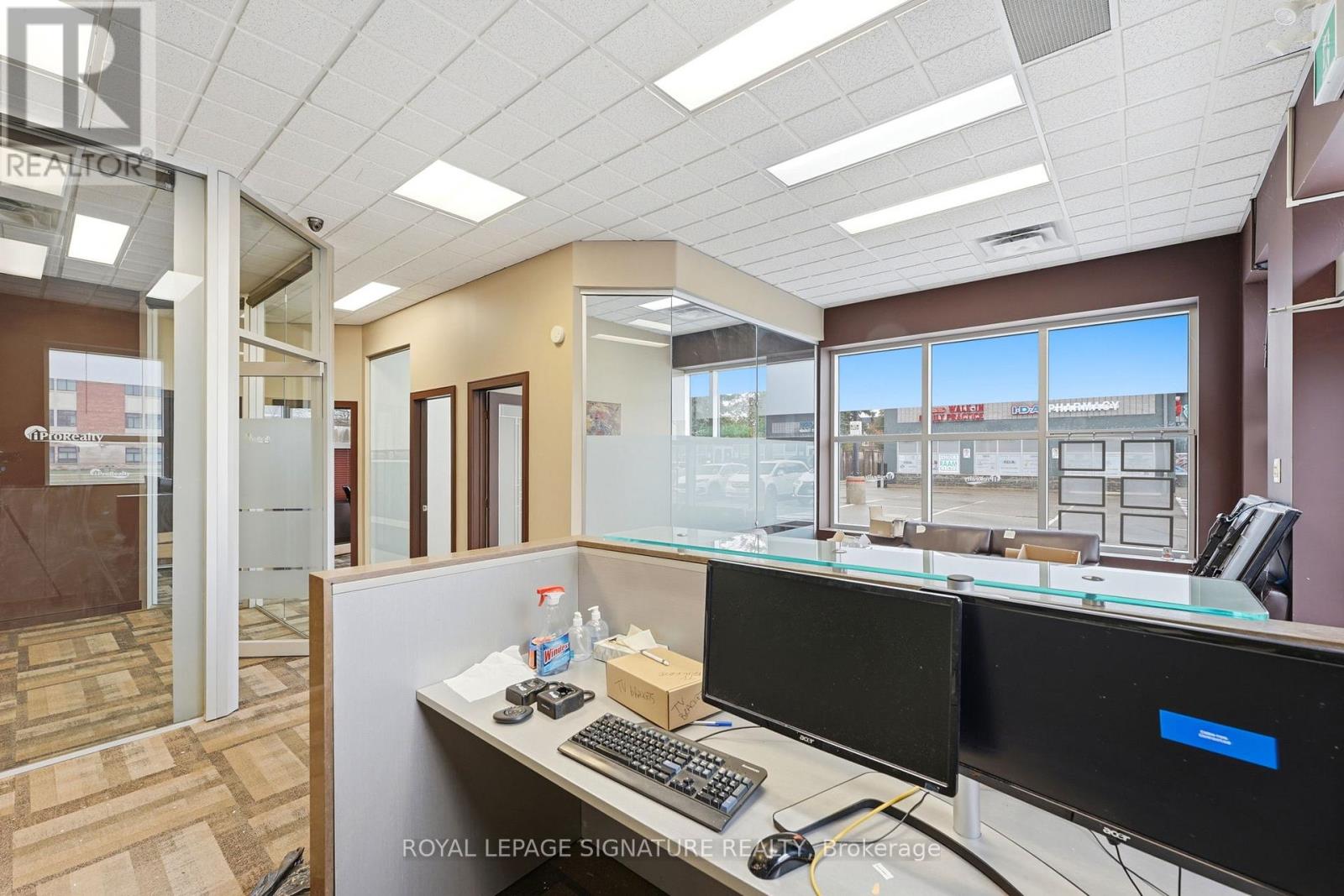 158 Guelph Street, Halton Hills (Georgetown), Ontario  L7G 4A6 - Photo 7 - W13003392