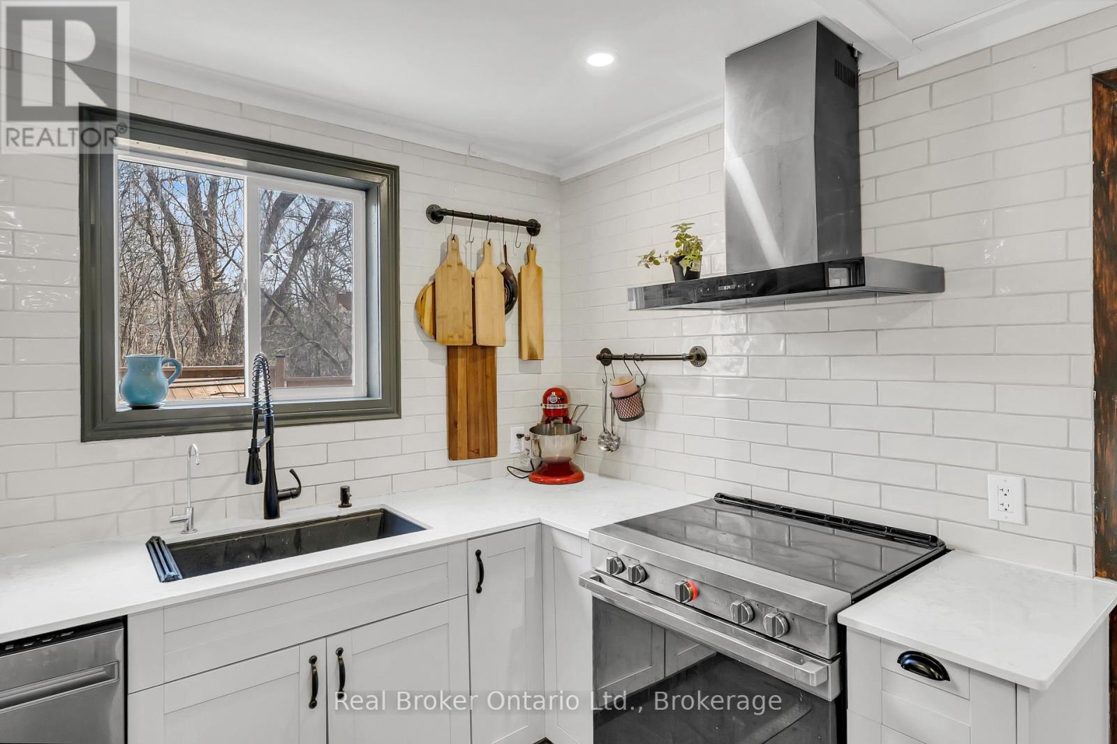 28 Church Street W, Halton Hills (Ac Acton), Ontario  L7J 1K2 - Photo 17 - W13003994