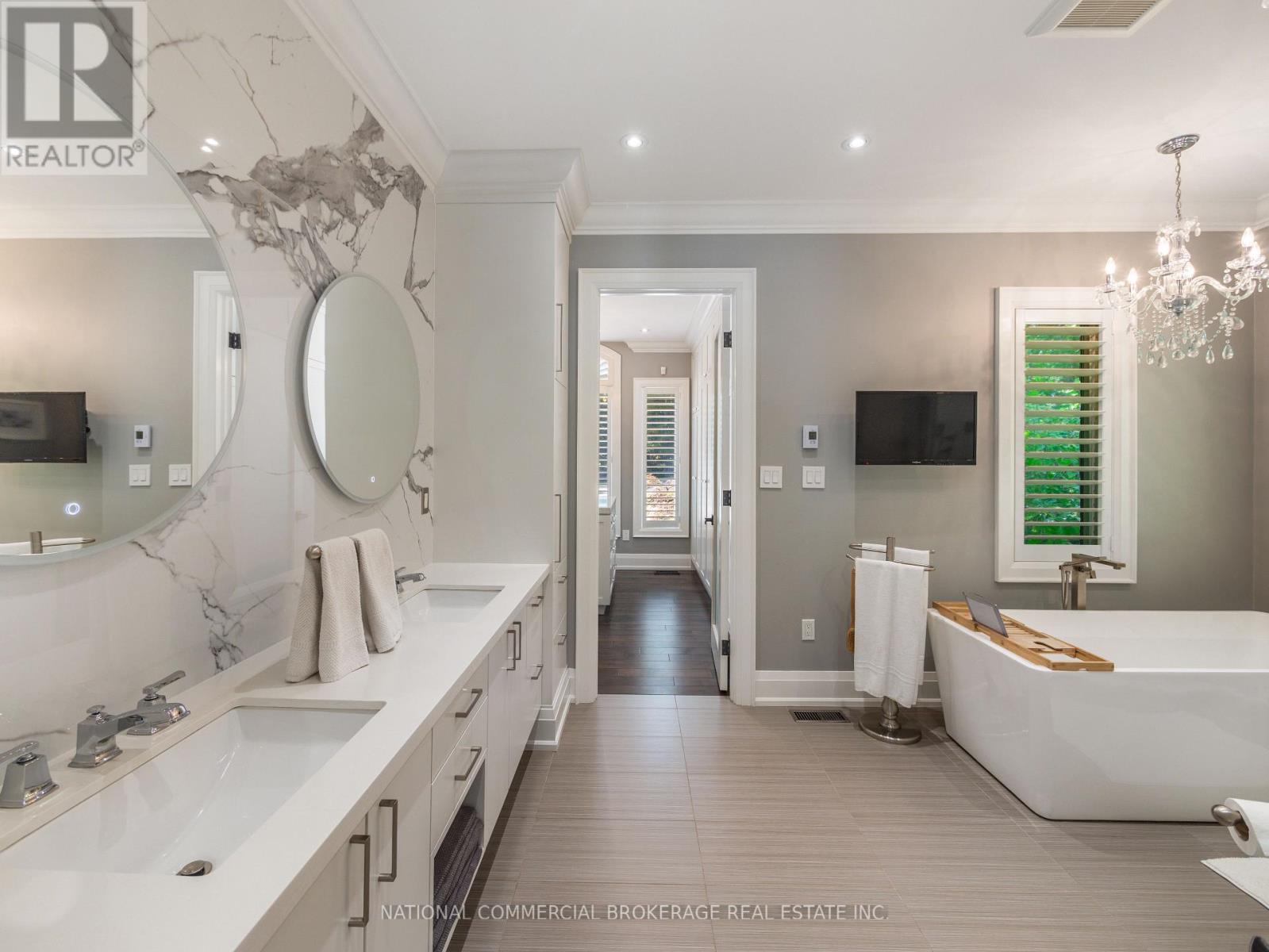 10088 Old Pine Crest Road, Halton Hills (Rural Halton Hills), Ontario  L0P 0A2 - Photo 11 - W13006594