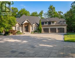<div class="price">$4,389,000</div> 10088 Old Pine Crest Road, Halton Hills (Rural Halton Hills)<br><div style="margin-bottom:8px;"><small>National Commercial Brokerage Real Estate Inc.</small></div><div class='bed_bath'>4 Bed | 5 Bath</div>