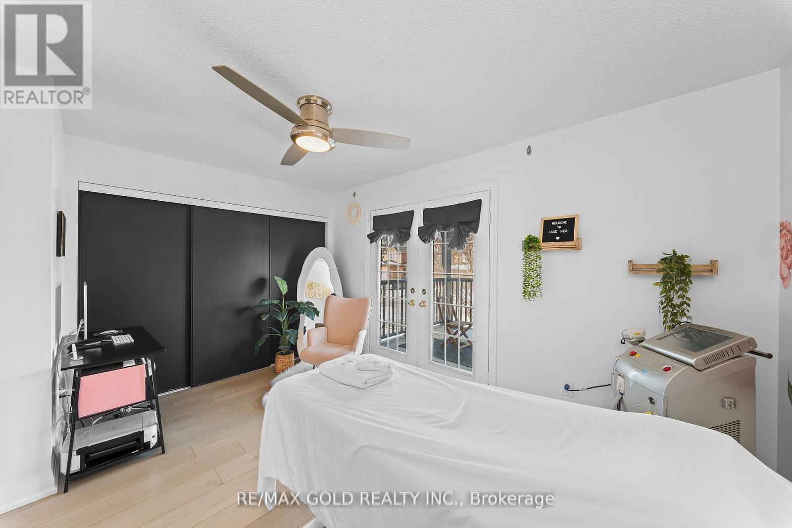 18 Russell Street, Halton Hills (Georgetown), Ontario  L7G 5Y7 - Photo 38 - W13006792