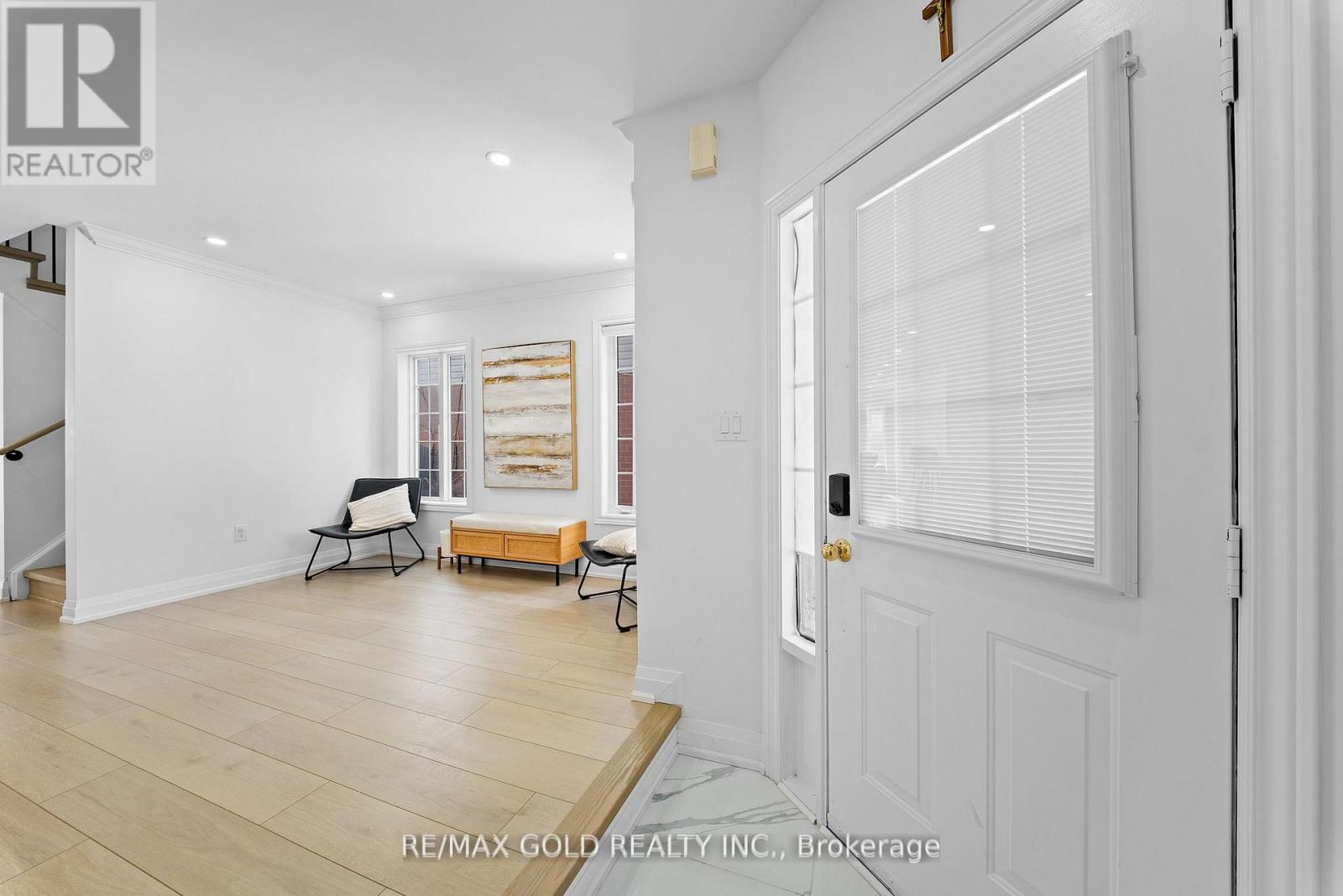 18 Russell Street, Halton Hills (Georgetown), Ontario  L7G 5Y7 - Photo 9 - W13006792