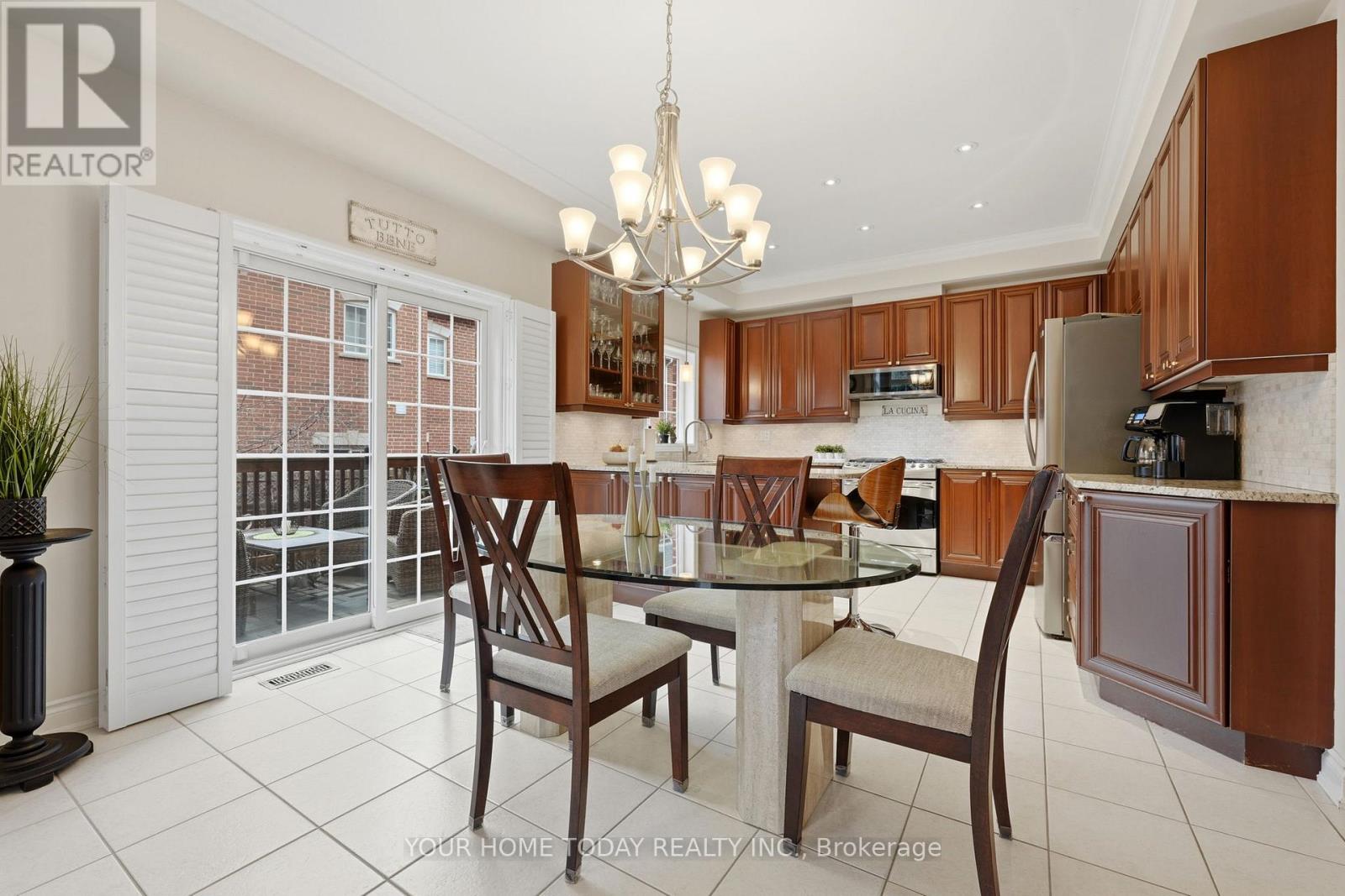 24 Wesleyan Street, Halton Hills (Georgetown), Ontario  L7G 2E1 - Photo 11 - W13007770