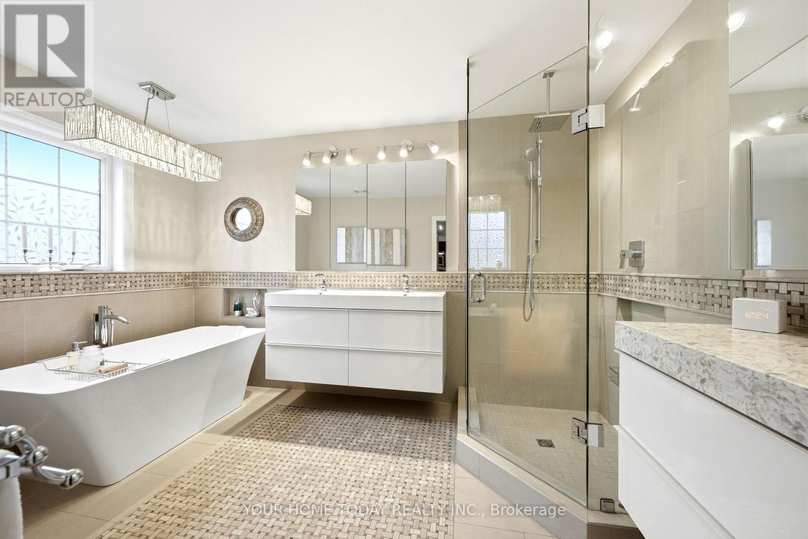 24 Wesleyan Street, Halton Hills (Georgetown), Ontario  L7G 2E1 - Photo 23 - W13007770