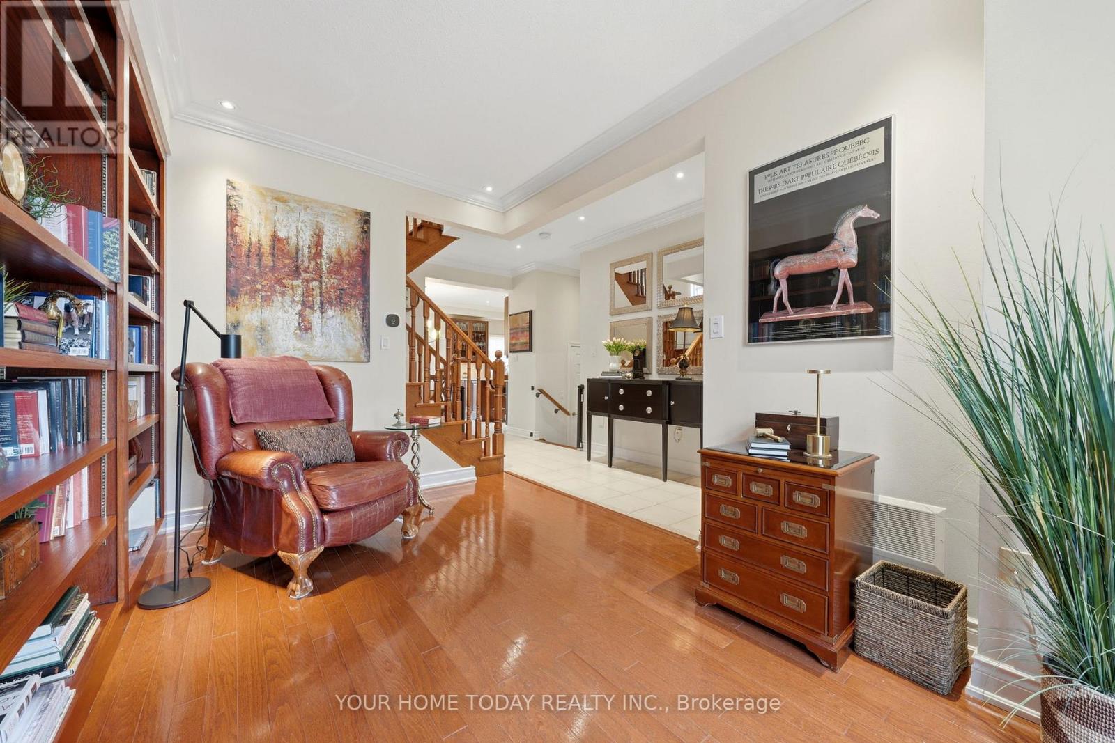 24 Wesleyan Street, Halton Hills (Georgetown), Ontario  L7G 2E1 - Photo 5 - W13007770